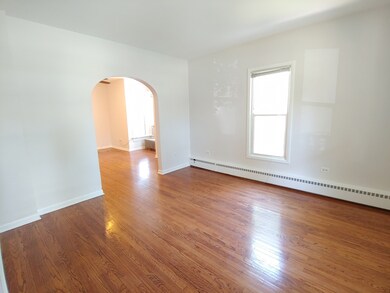 1422 Oakwood Ave unit 2, Des Plaines, IL 60016 - photo 5