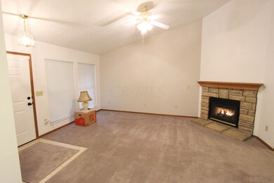 5608 Parkshire Dr unit 5608, Columbus, OH 43229 - photo 6