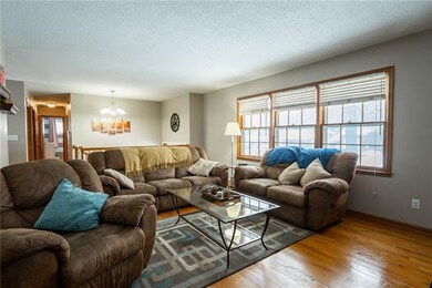 9819 W 56th St, Shawnee, KS 66203 - photo 5