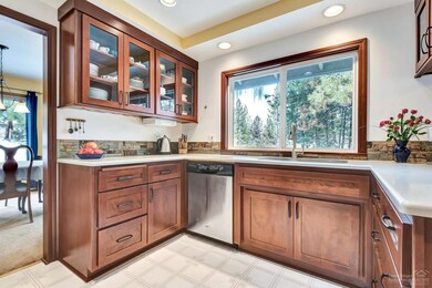 20650 Coventry Cir, Bend, OR 97702 - photo 7