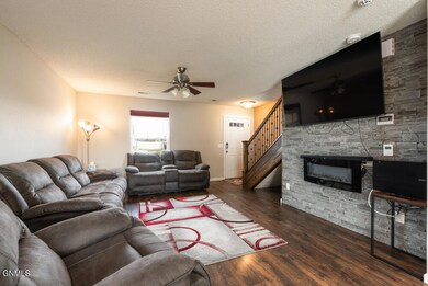 318 Brandenburg Loop MLS-6
