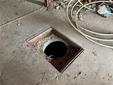 Floor vent in front living room