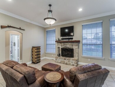 3710 Coral Sands Ct, Granbury, TX 76049 - photo 4