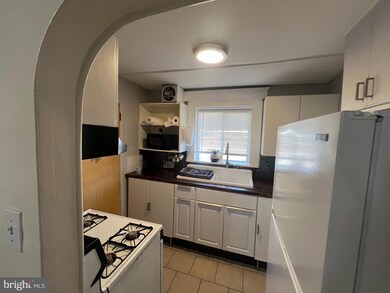 539 Timberlake Rd, Upper Darby, PA 19082 - photo 6