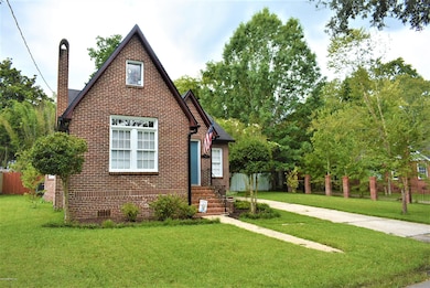 1430 Azalea Dr, Jacksonville, FL 32205 - photo 2