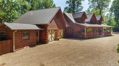 A timeless design with an abundance of space for p