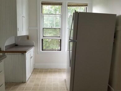 34 Lyndon St unit 2, Concord, NH 03301 - photo 5