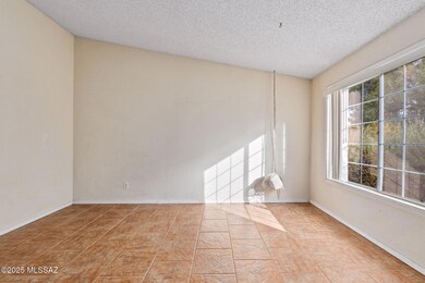 8891 E Pomegranate St, Tucson, AZ 85730 - photo 6
