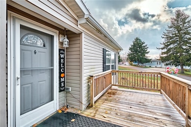 126 York Dr, Cranberry Township, PA 16066 - photo 2