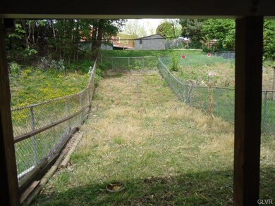 649 Dixon St, Allentown, PA 18103 - photo 6