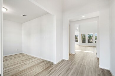 129 Cedar Hammock Ln, the Woodlands, TX 77375 - photo 6