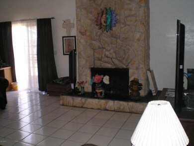 Living Room with Firplace