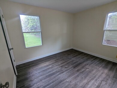 1306 W Highland Ave, Albany, GA 31707 - photo 6