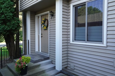 4199 Knob Cir unit 102, Saint Paul, MN 55122 - photo 5