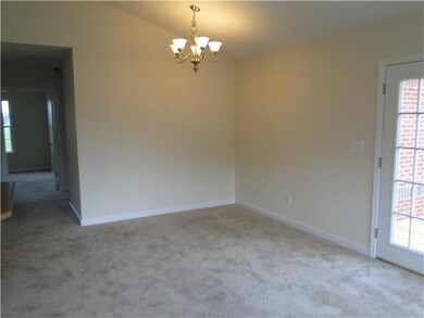 1806 Lakin Ln, Columbia, TN 38401 - photo 7