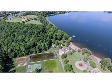 Walking distance to Weaver Lake Park