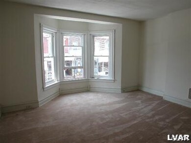 27 N Franklin St, Allentown, PA 18102 - photo 3