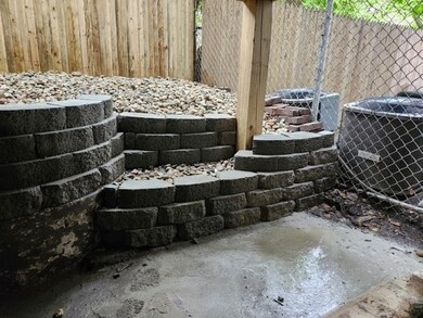 5 Monmouth St unit 2, Boston, MA 02128 - photo 4