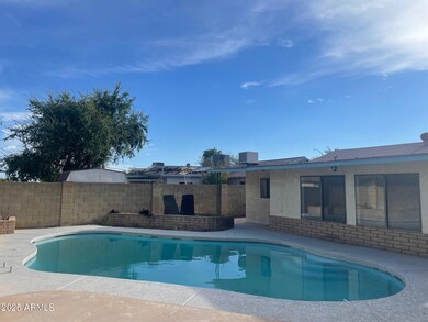 9827 N 17th Dr, Phoenix, AZ 85021 - photo 2