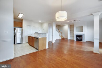 2665 Manhattan Place unit 308, Vienna, VA 22180 - photo 7