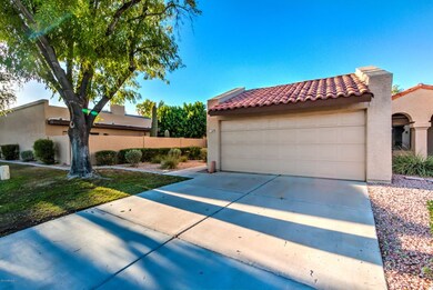 730 W Summit Pl-5