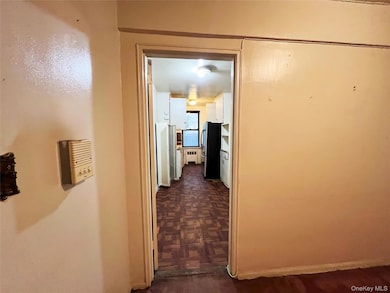 Wakefield Coop unit 1F, Bronx, NY 10466 - photo 4