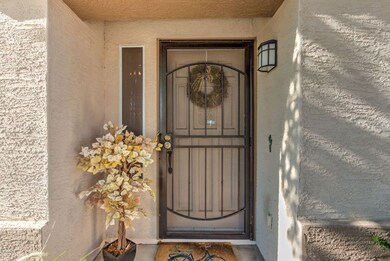 1302 E Hearne Way-7
