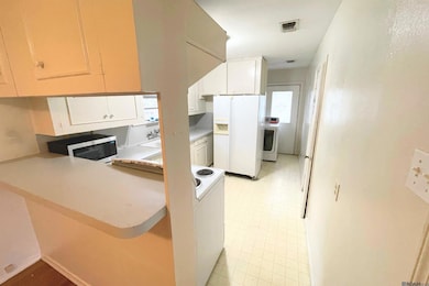 5130 Clifton Dr, Baton Rouge, LA 70808 - photo 5