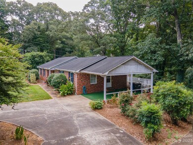 2560 E Broad St, Statesville, NC 28625 - photo 3