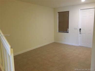 4 LIVING ROOM