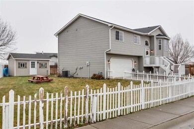 1106 Tara Lee Ave, Medical Lake, WA 99022 - photo 2