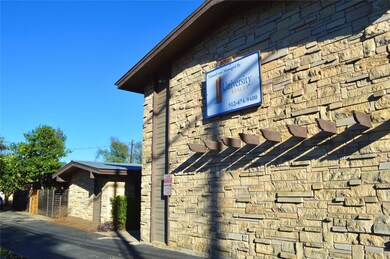 5001 Bull Creek Rd unit 116, Austin, TX 78731 - photo 2