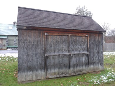 63 Cherry St, Rutland, VT 05701 - photo 5