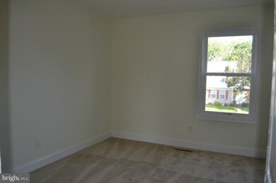 1431 Harford Square Dr, Edgewood, MD 21040 - photo 6