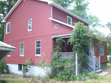 505 Rowland Rd, Greeley, PA 18425 - photo 2