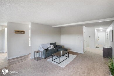 07-Living Room_ELI06430