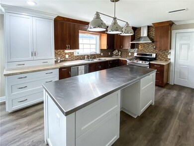 302 Atlantic Dr, Saint Simons Island, GA 31522 - photo 7