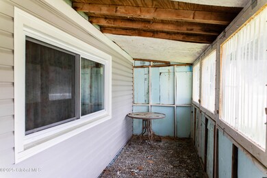 127 John St-7