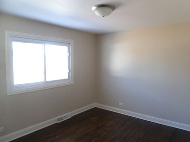 18117 Soleri Dr, Country Club Hills, IL 60478 - photo 4