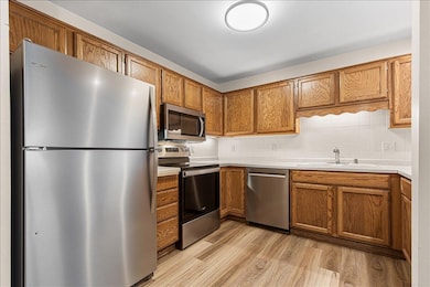 831 Devonshire Ln unit D, West Bend, WI 53090 - photo 6