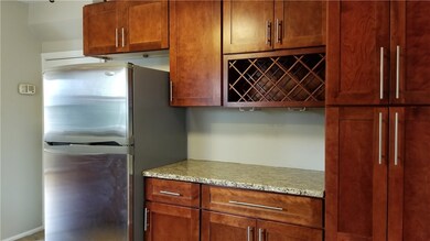 158 Jefferson St, Warwick, RI 02888 - photo 4