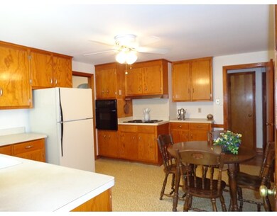 14 Ayrshire Rd, Worcester, MA 01604 - photo 5