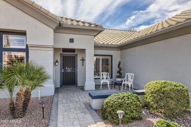 A Lovely Front Court Welcomes You