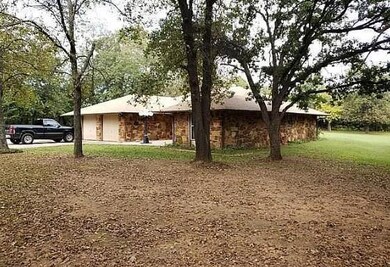 29904 Lake Dr, McLoud, OK 74851 - photo 4