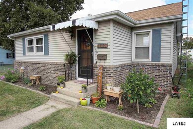 1310 Delavan St, Lincoln, IL 62656 - photo 3