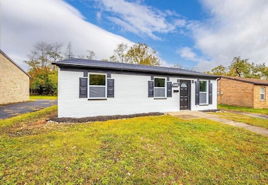 3388 Ninann Ct, Cincinnati, OH 45211 - photo 3