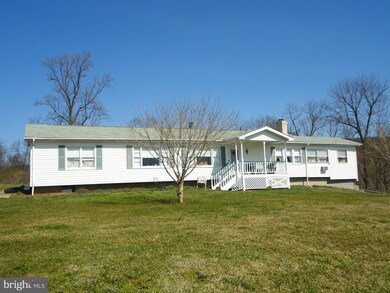 2625 Taulton Ln, Knoxville, MD 21758 - photo 2