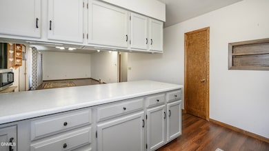 414 S 3rd St, Glen Ullin, ND 58631 - photo 6