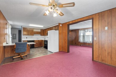 7325 st rt 203 (Interior)-7