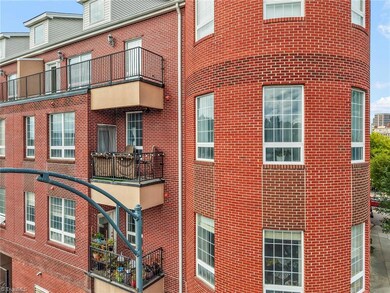 360 S Elm St unit 202, Greensboro, NC 27401 - photo 5